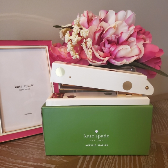 Kate Spade Gold Dot Desk Set NWT - Picture 3 of 8